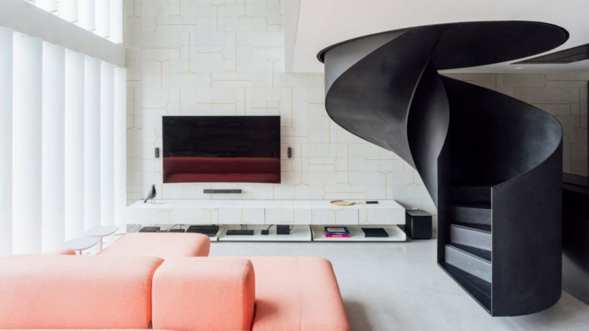 Spiralne stepenice u ovom stanu <b>lebde iznad poda</b>