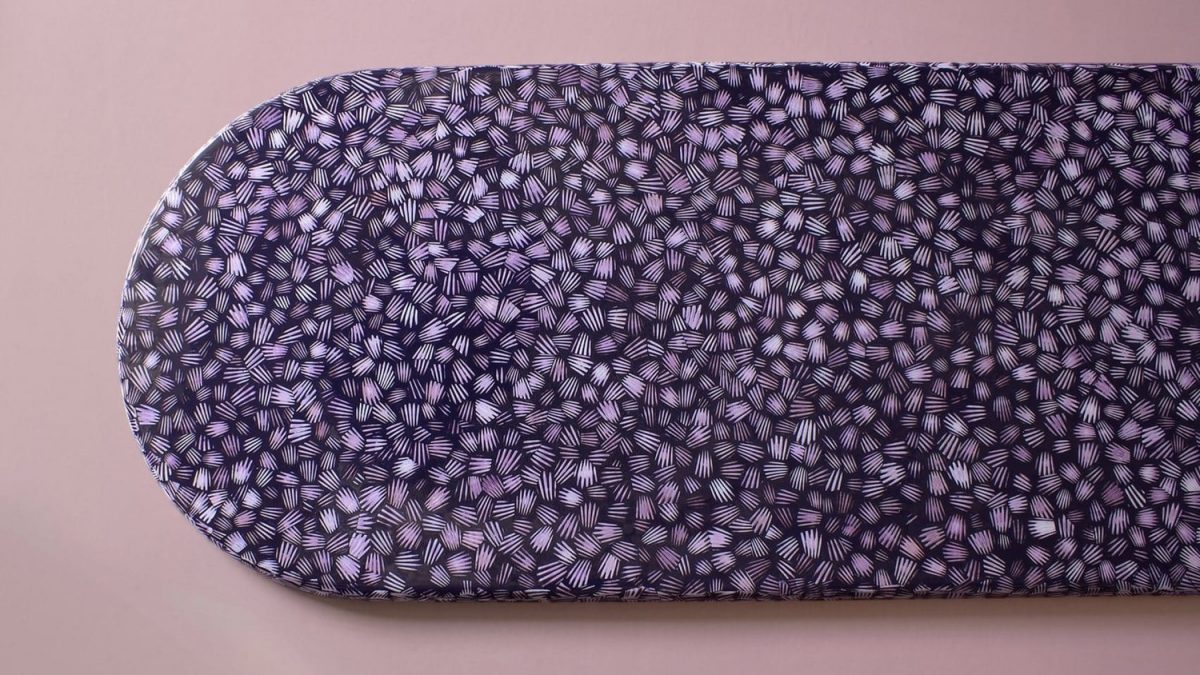 <b>Školjke</b> i <b>ptičja pera</b> deo luckastog (i skupog) nameštaja