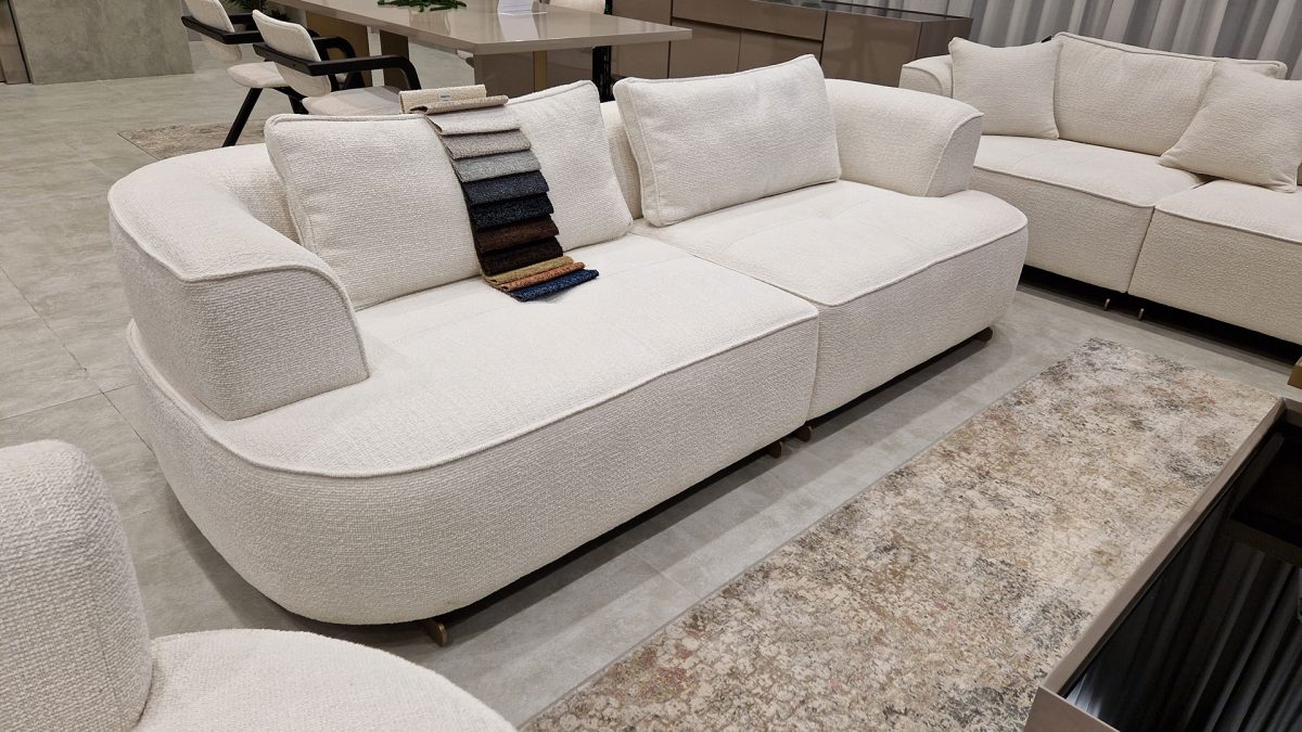 <b>Novi igrač na domaćem tržistu:</b> Ovo je izbor u salonu nameštaja Dekor Dom