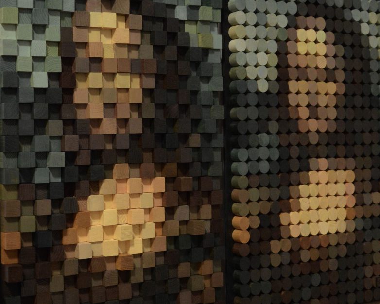 Nagrađeni drveni mozaik “Mona Liza” specijalnim priznanjem međunarodne izložbe BAB. Dimenzije 50x 72cm, materijal: drvo, MDF, akrilne boje, broj delova: 425, cena 765 €; Foto: Tessera