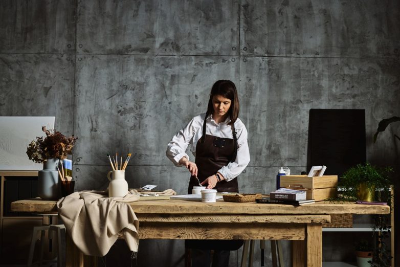 Danka Lukač u svom stvaralačkom okruženju; Foto: Raw Studio