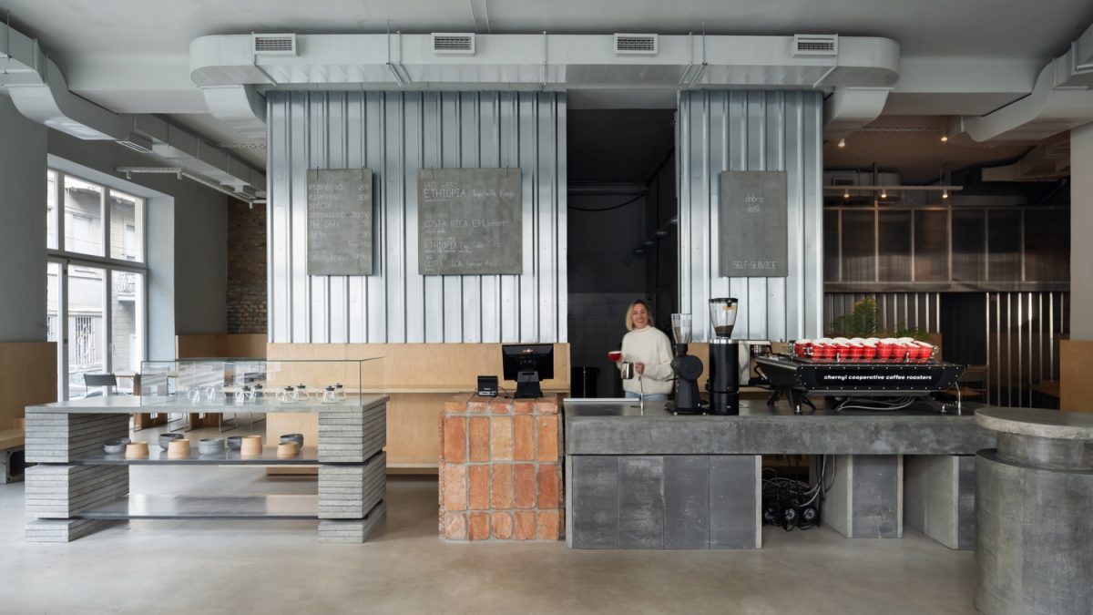 Beogradski brutalizam u <b>ruskom kafeu</b> kraj Bajrakli džamije