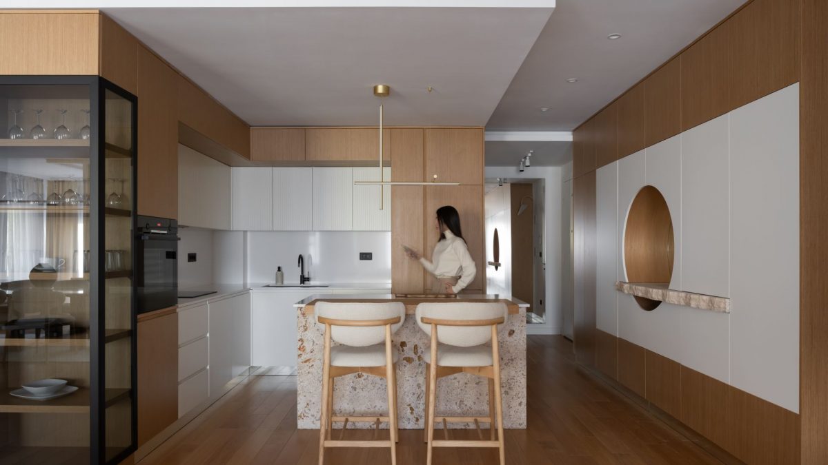 Ljubav estetike i funkcionalnosti: Stan na Vračaru u japandi stilu drži lekciju o balansu