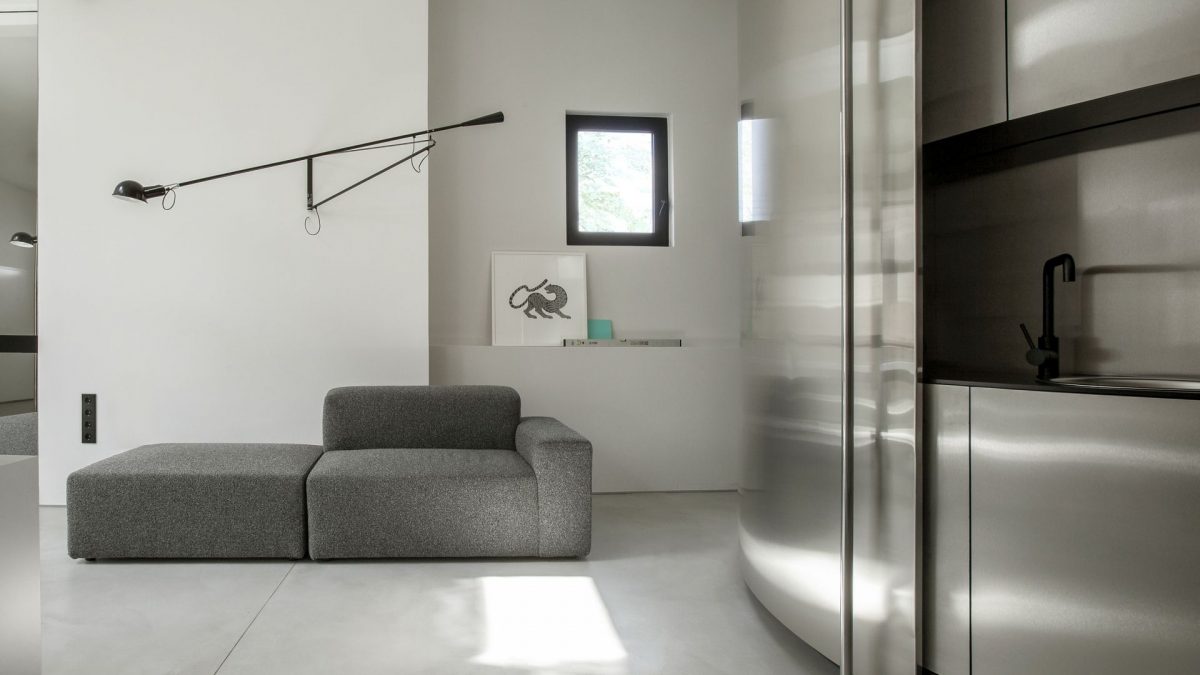 Kreativni studio u Beogradu koristi kružna vrata na način koji se retko viđa