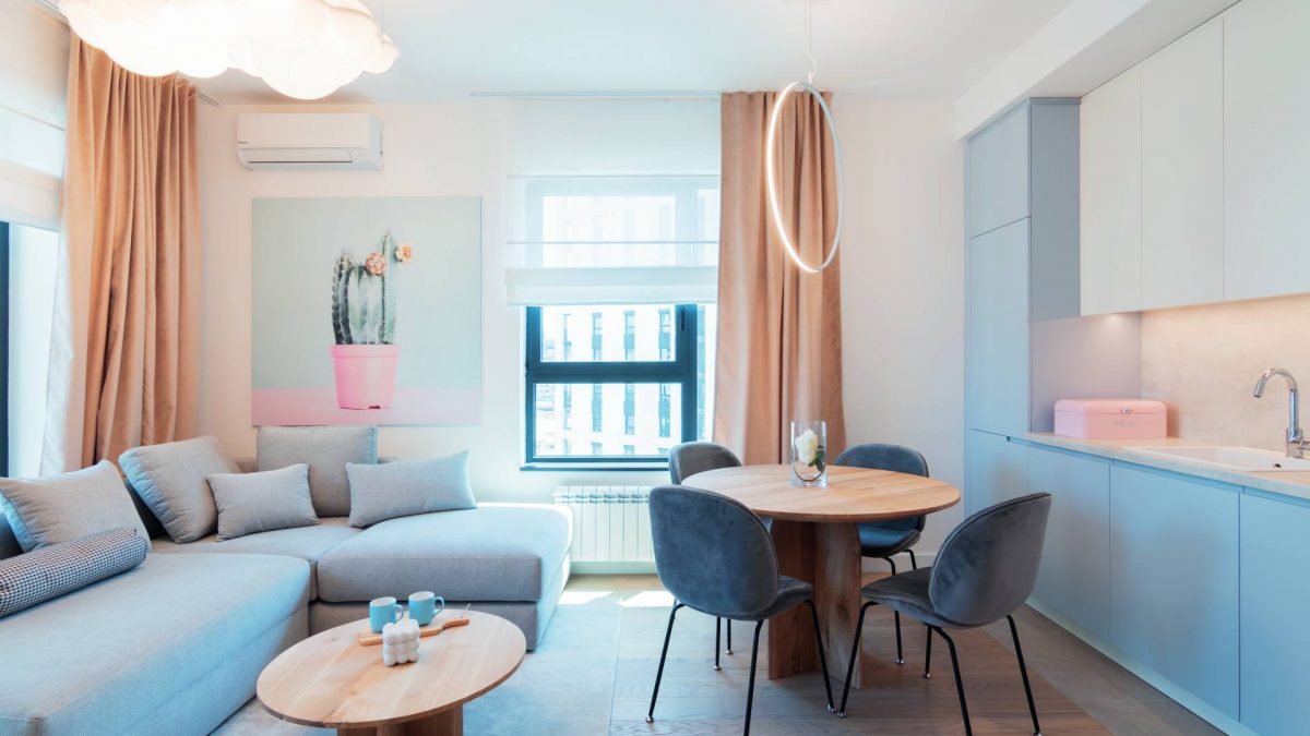 Pastelna vedrina: Kako je mali stan za izdavanje dobio svoj karakter