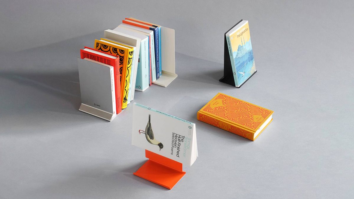 Ovaj držač za knjige može da se koristi na tri načina i rešava problem koji svi imamo dok čitamo