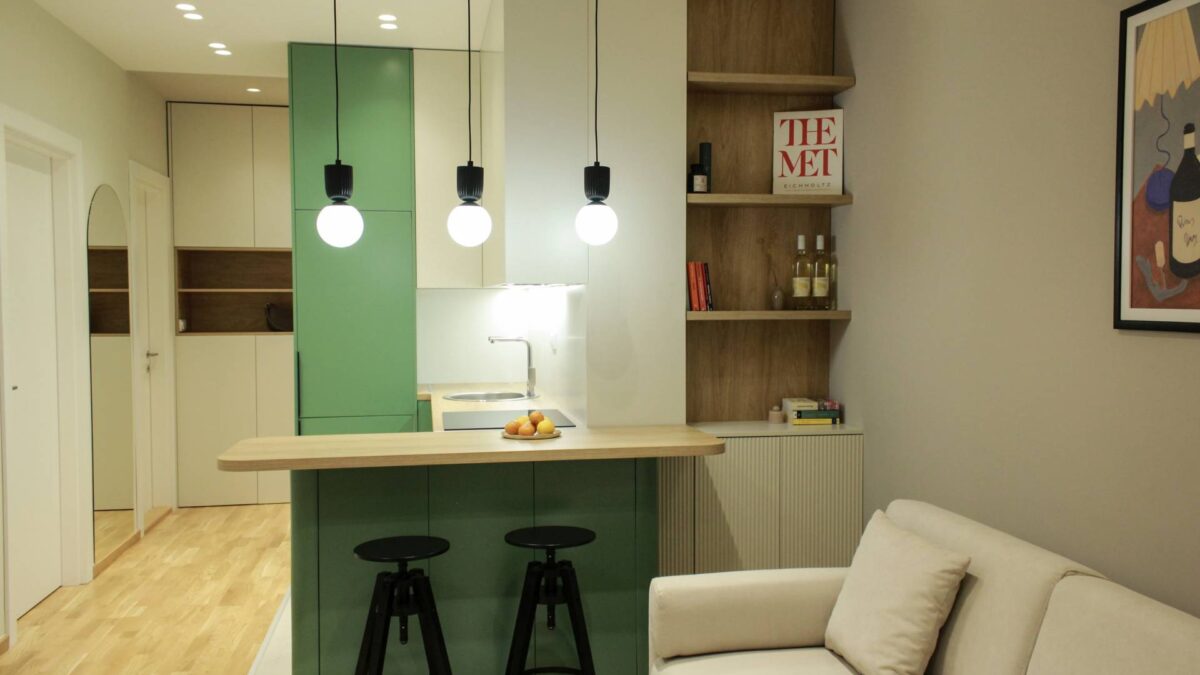 U mali stan u Novom Sadu stalo je sve neophodno za izdavanje