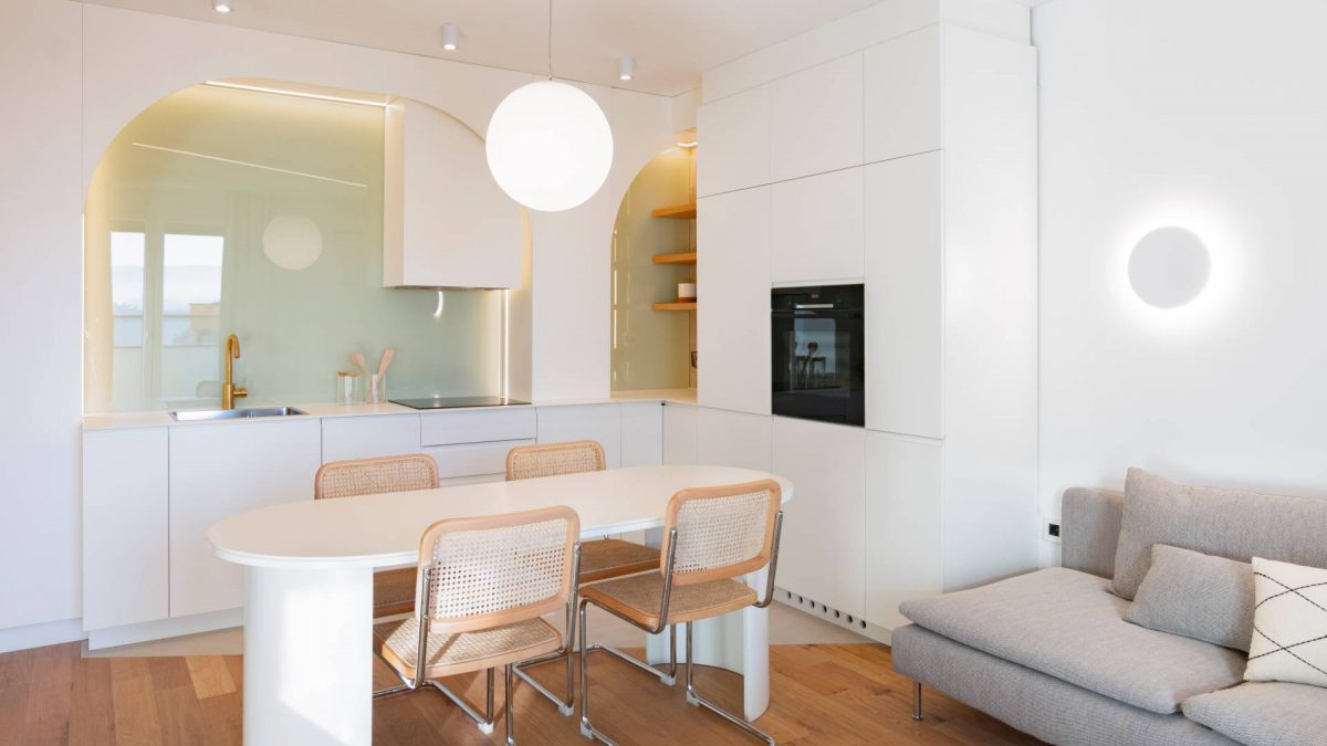 Otkrivamo kako je dizajniran stan za izdavanje i tačan spisak korišćenog nameštaja