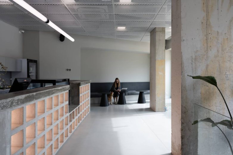 Relaks zona sa fito-barom u sportskom centru IT kompanije Serb Tech u Beogradu