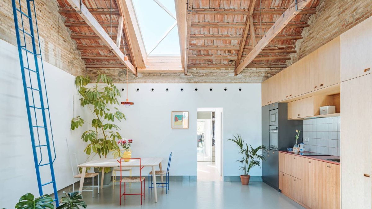 Kako je kuća iz šezdesetih oživela uz minimalne intervencije