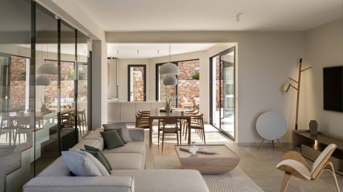 Enterijer ove vile na Hvaru prati ritam mora i kamena