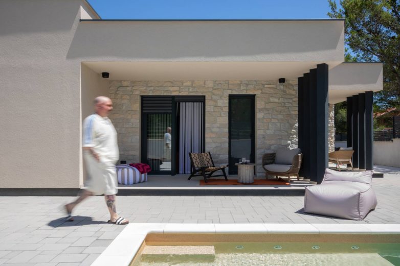 Terasa i bazen kuće Casa Palmera u Pridrazi