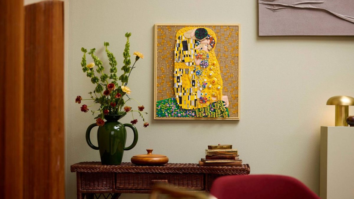 Čuveni Klimtov Poljubac postaje najveći LEGO umetnički set